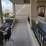 50 M De La Plage! Proche Du Centre Ville! Piscine! Vue Sur Et Montagnes! Wifi! 2 Velos A Disposition! Apartament *
