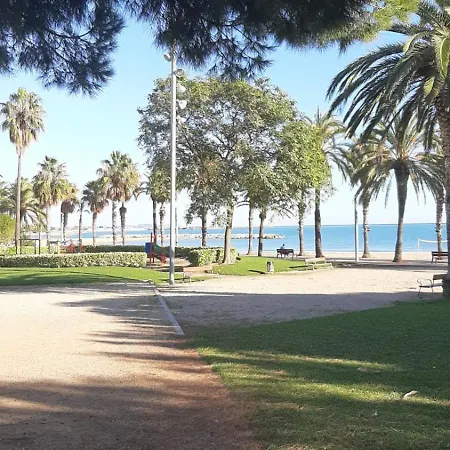 50 M De La Plage! Proche Du Centre Ville! Piscine! Vue Sur Et Montagnes! Wifi! 2 Velos A Disposition! * 坎布里尔斯