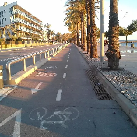 50 M De La Plage! Proche Du Centre Ville! Piscine! Vue Sur Et Montagnes! Wifi! 2 Velos A Disposition! * 坎布里尔斯